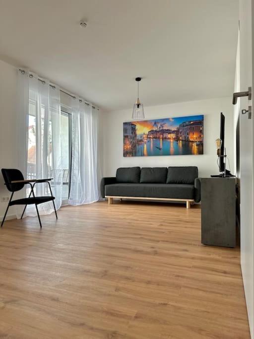 Amao-Pearl I Comfort Suite I 94Qm I Kingsize-Bett I Exklusiv Mit Balkon & Tiefgarage I Aufzug Offenburg Luaran gambar